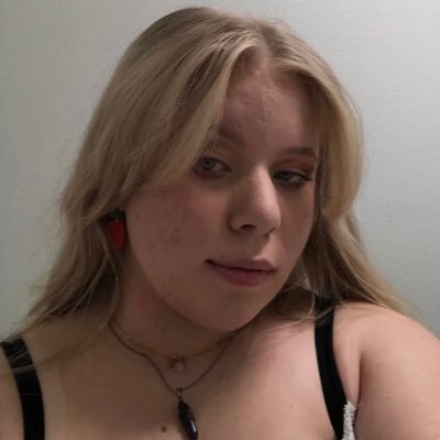 10:05 | she/her | t1d | professional concert-goer ⎕