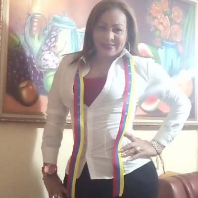 zuliana , Creyente fiel de Jehová Dios , Docente , amante de la justicia, la lectura, la cultura , Canto , bailó....