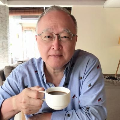 LingjiChang's profile picture. 