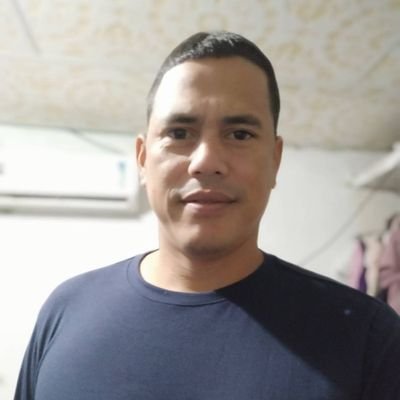 De la Vinotinto, En el Exilio, Papá de 2 Hijas (La Mía Reggina e La Lucciana) Anti Izquierda, Emprendiendo en Colombia Desplazado por el Clan del Golfo.