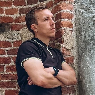 👨💻 Software Engineer 🌐 Web Developer ❤️ RockMusic | Books 💁♂️ Head of Information Technology 👉🏻 https://t.co/RmdscuLmbd