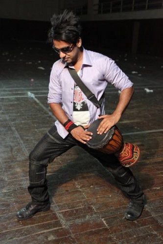 Musician, Videographer & Owner of Studio WAVEpro | Crafting audio-visual experiences | Farhan Saeed