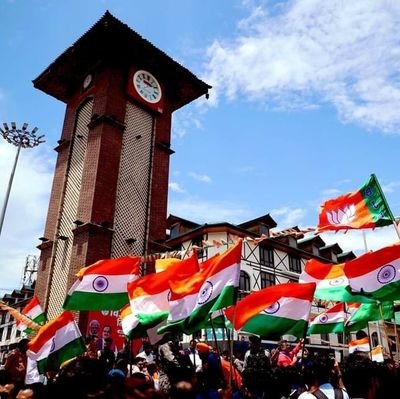 Proud Kashmiri | 
Here and then somewhere. I’m the wind or maybe some of rain | #SaveHumanity #KashmirLetUsUnite 
#JaiHind