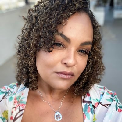 blinn_la's profile picture. 🌟💫⭐️☮️😎😎Cool Life and Loving It!