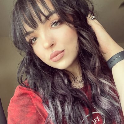 lexiedgarr's profile picture. 𝕬𝖘 𝖆𝖇𝖔𝖛𝖊 𝖘𝖔 𝖇𝖊𝖑𝖔𝖜