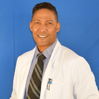 Board Certified Family Medicine, UCLA Alumnae.
Office: 714-744-5000
Instagram: dr_gka
Facebook: Dr. G