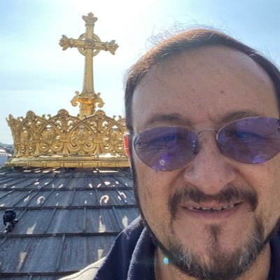 Ricsanvill's profile picture. Viudo, Padre de familia. Contador, Coach, MBA, emprendedor, comprometido con la Responsabilidad Social.   RT no significa aprobación; opiniones son personales;