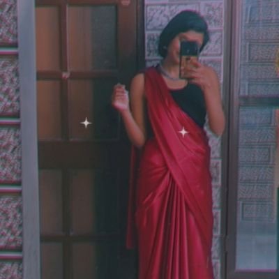 Khushi25576395's profile picture. @khuxi2
19♡