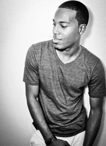 ErnestoTheShow's profile picture. A Lover And Family Man At Heart But I Will Fuck Your shit All The Way Up Love To Drink Chill Laugh And Talk Shit