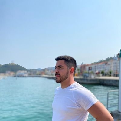 No abandones tus sueños por el tiempo que llevará, el tiempo pasará igual ⏳