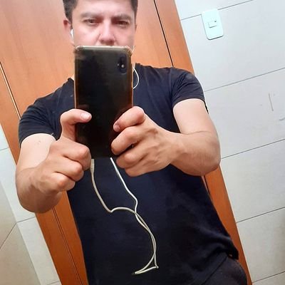 blcksan's profile picture. 💯🙂😉