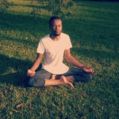 𝒂𝒍𝒂𝒂𝒑 𝒉𝒂𝒕𝒉𝒂 𝒚𝒐𝒈𝒂 𝒍𝒊𝒇𝒆𝒔𝒕𝒚𝒍𝒆

Learn Hatha yoga with Chris