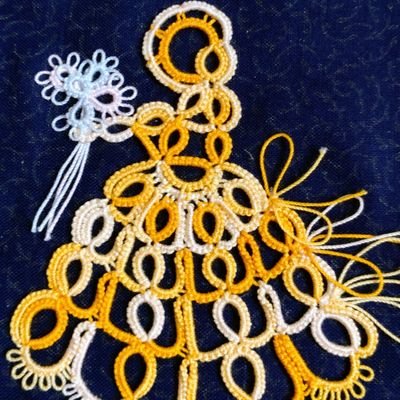 あみものアカウントです。歴だけなら30年以上。(ずっと編んでいた訳ではない;)成人済み息子2人。かぎ針6、棒針4くらい。タティングはお休み中。
無言フォロー、いいね失礼いたします。
皆さまの作品で癒やされたいです♥
#編み物好きさんと繋がりたい
#編み物好きさんとつながりたい
#編み物好き