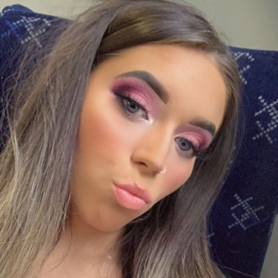 nicoleturnbul18's profile picture. 