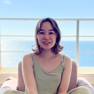 Rina_BeARs's profile picture. アイフォースリー合同会社代表 @eyeforthree | ロート製薬マーケ | 社内起業 | パラレルワーク | 目薬ボトルから生まれ変わったサングラスeyeforthree | 慶應SFC卒 | 🍣と🌶と🇮🇳が好き #eyeforthree Forbes NEXT100 2023