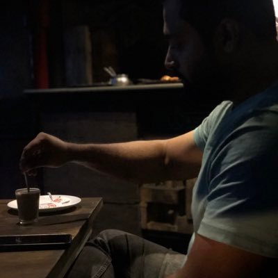 Main akela hi chala tha jaanib-e-manzil magar, log sath aate gae aur karwan banta gaya…