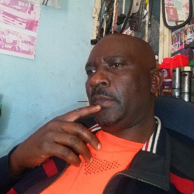 MuzhingiDaniel's profile picture. 