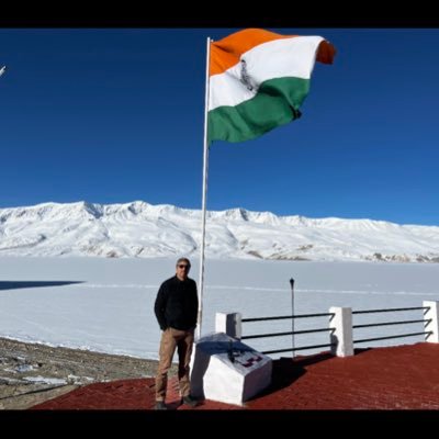 GulaniV's profile picture. Passionate about mitigating risks and ensuring smooth sailing in the storm of uncertainty. 🌊 #RiskManagement Expert