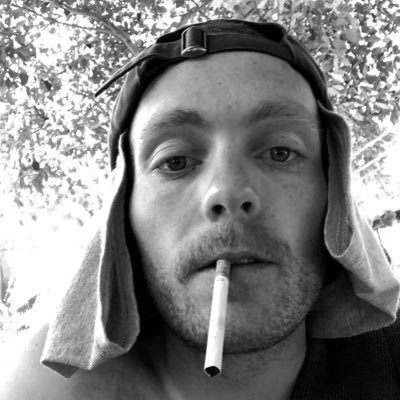 angrykirk2's profile picture. ur not dead mate, ur more than alive ///