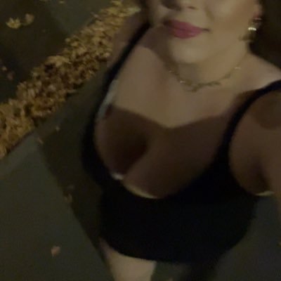 avahtomas1's profile picture. 