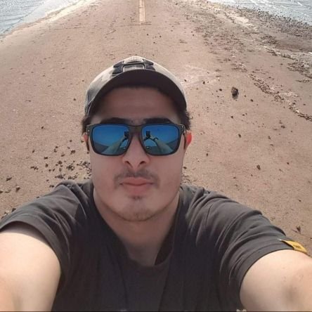 robert_m2's profile picture. Neruda con Bob Marley