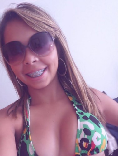 Meu Twiter não gira em torno de vc, então se vc viu uma indireta e a carapuça serviu o problema é seu e eu quero mais é q vc se foda!