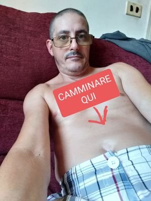 Gekytappetino's profile picture. Amo i piedi delle donne, amo essere calpestato dalle donne