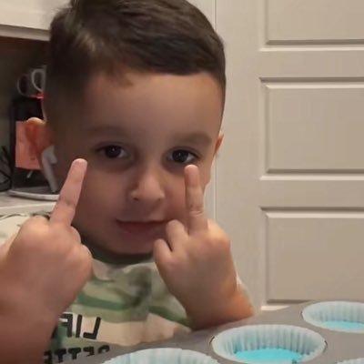 JuniorLuvianos's profile picture. 