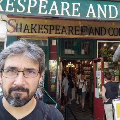 joanponslopez's profile picture. #gamedesign, #leveldesign & #worldbuilding teacher at Tecnocampus (UPF), #RPG gamer and #storytelling lover. Library and rare book historian.