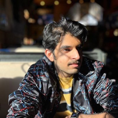 Rahulon12's profile picture. 2x WWDC Swift Student Challenge Winner • Developer of @AirChimeApp