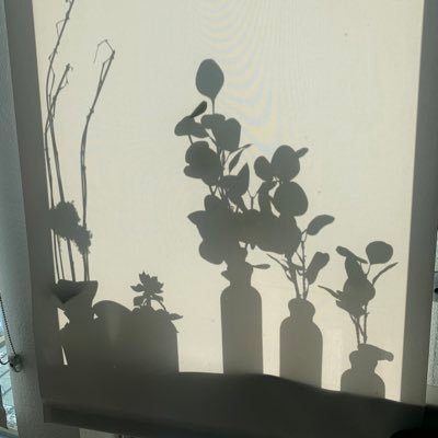 VipsArtWorld's profile picture. Art is life. Life is Art. 1111