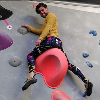 PhD student with uni of Brighton researching support 4 Non-binary gender YP & Chair of Let's Go Belay Together SW LGBTQ climbing club
#scdtp
