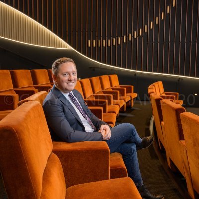 Current: @motionpictures.
Alum: @precisionstrat, @Rubenstein, @VillanovaU (x2).