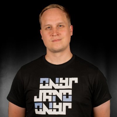 Päivisin myyntiä ja iltaisin esportsia. CEO, Partner @janoesports