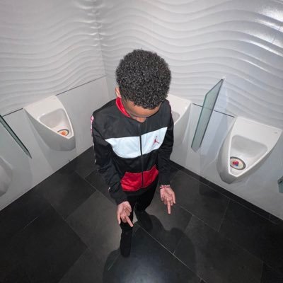 adil_brownie's profile picture. 