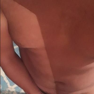 Emilian74009889's profile picture. MI DEBILIDAD SON LAS MUJERES MADURAS, CASADAS CON O SIN PERMISO, BULL, DISCRETO, VUENTA DE RESPALDO @CSenoras69.