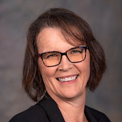 Suzi2626's profile picture. Wife to Mike, mom to @emilykatebagott. Love food, wine, and a well planned party. Go COUGS! #WSUGrangerCobb