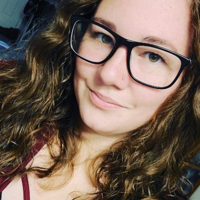 MRHS | Katy ISD | English II & Assistant Swim Coach | Wife | Dog Mom | Oxford Comma Lover | *Follow @MRHSSwimming for swim team information*