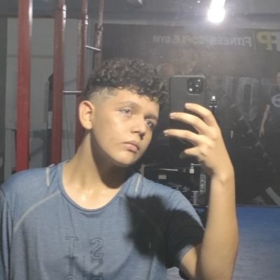 DrkAlexMor's profile picture. No copeo de visajes, analizó realidades 😼