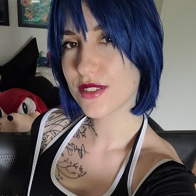 She/They 🏳️‍🌈 Aspiring Voice Actor - Internet Entertainer - https://t.co/flocTsmk4w - https://t.co/IK6C8gMQKn - https://t.co/PrVzi8JiuZ - pbproperbird@gmail.com