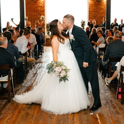 JessicaParke1's profile picture. Teacher | Avid KU & KC fan | Wife of @postgradbals