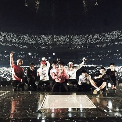 ʜᴀᴘᴘʏ 11ᴛʜ ᴀɴɴɪᴠᴇʀꜱᴀʀʏ ᴇxᴏ-ʟ :
#EXO dulu baru kamu brouu .g gt, becanda zheyeng talkin bout drama and movie too.