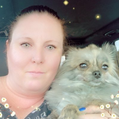 Mom2Xena's profile picture. Dog Mom 🐶, Essential Oiler (Young Living)🌱 Trusting the Universe to provide! 🙏🏻