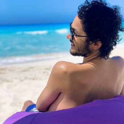 ||Sag♐||23||Parkour||Front-End Web Dev||Al-Ahly||IG: https://t.co/EzydVaaZDi||CR7❤||Real Madrid❤||Alan Walker❤||Marshmello❤||