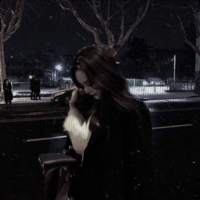 flliitt1's profile picture. إنسان لايرغب بأكثر من أيامٍ هادِئة..وقلبٍ مُطمئن '.