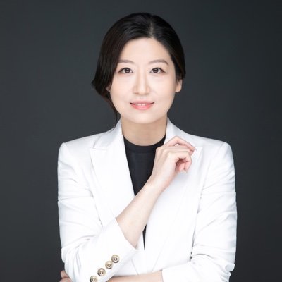 Min-Jeong Lee