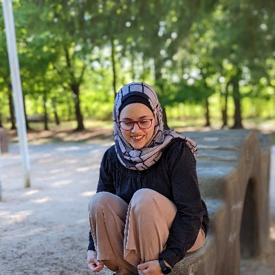 Android programmer 👩💻 @soundcloud.
بنت المخيم و الطنطورة الأساس 🇵🇸
كل قلوب الناس جنسيتي بس لا تسقطوا عني جواز السفر.. ماصدقنا أخدنا واحد