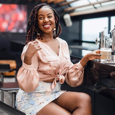 dee_tosha's profile picture. 👉Fashion and Lifestyle Blogger
👉Social Media Influencer
👉Commercial Model