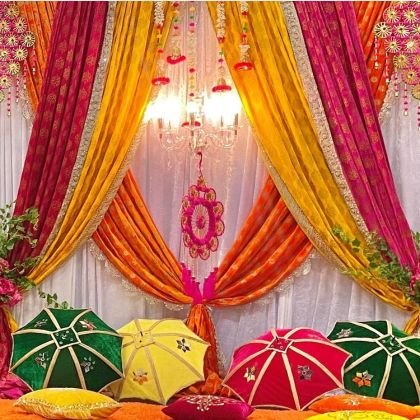 Weddingdecorvogue is a amalgamation of creativity,quality and service at reasonable price.Exporting decor products globally