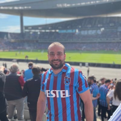 TolunaySengun's profile picture. KKTC TRABZONSPOR SEVDALISI ❤️💙